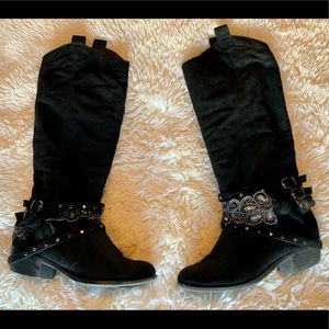 Size 6 Black Boots